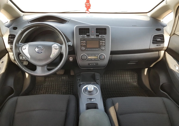 Nissan Leaf cena 38900 przebieg: 134408, rok produkcji 2015 z Włocławek małe 191